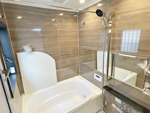 京急本線「雑色」駅<br/>中古戸建<br/>価格5,980万円<br/>駅7分　新規リフォーム戸建